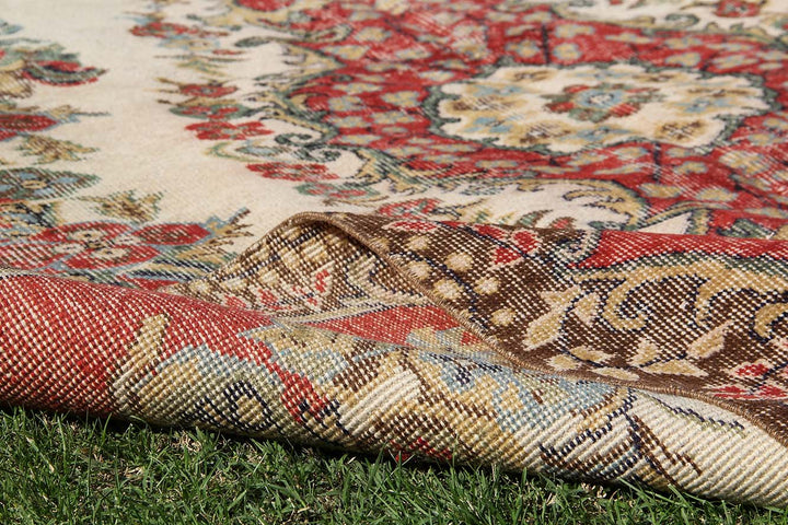 Vintage Handmade Unique Rug  5'10'' X 9'6''