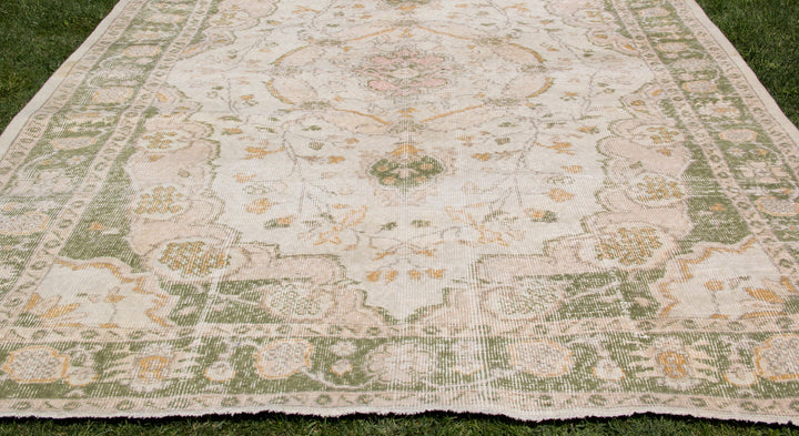 Vintage Handmade Unique Rug  6'0'' X 9'5''