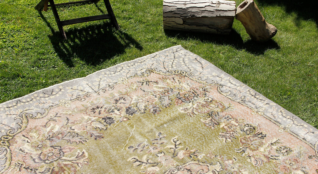 Vintage Handmade Unique Rug  5'9'' X 9'3''