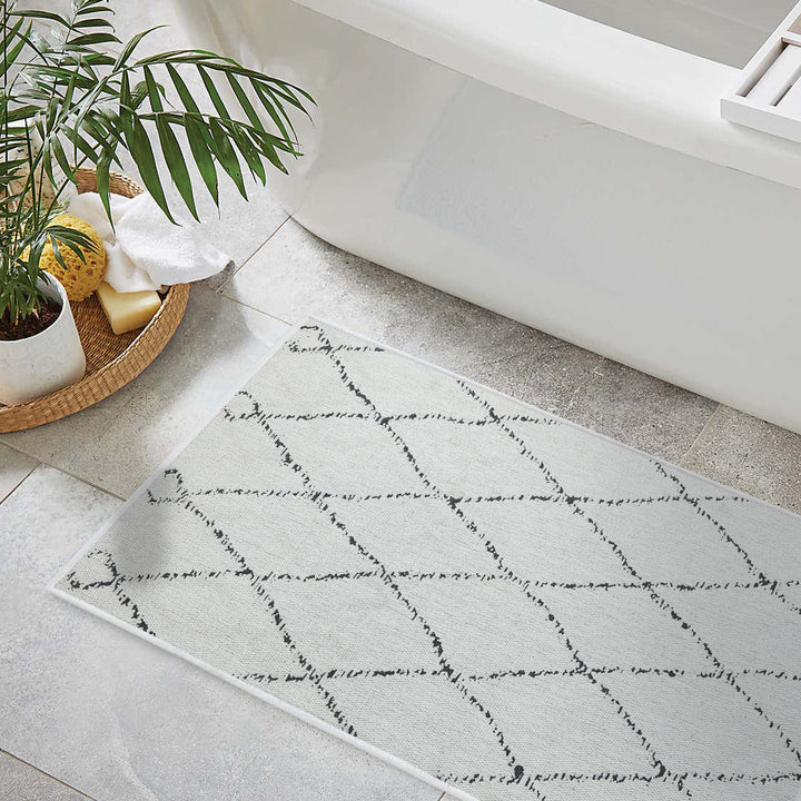 Moroccan Trellis Design Multipurpose Floor Mat | 20"x31" | Ivory